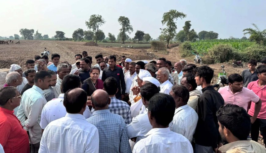 ईच्छापुर में अंडरब्रिज निर्माण हेतु किसानों-ग्रामीणों के साथ अर्चना चिटनिस ने किया निरीक्षण, 3 करोड़ की लागत से बनेगा अंडर ब्रिज
