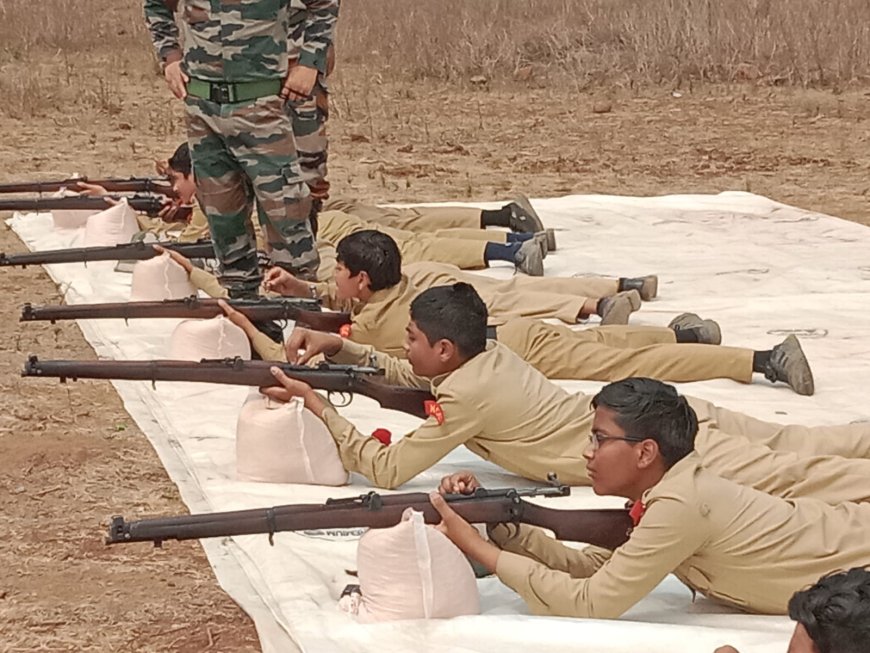 नेहरू मॉन्टेसरी स्कूल का "फायरिंग में उत्कृष्ट प्रर्दशन"